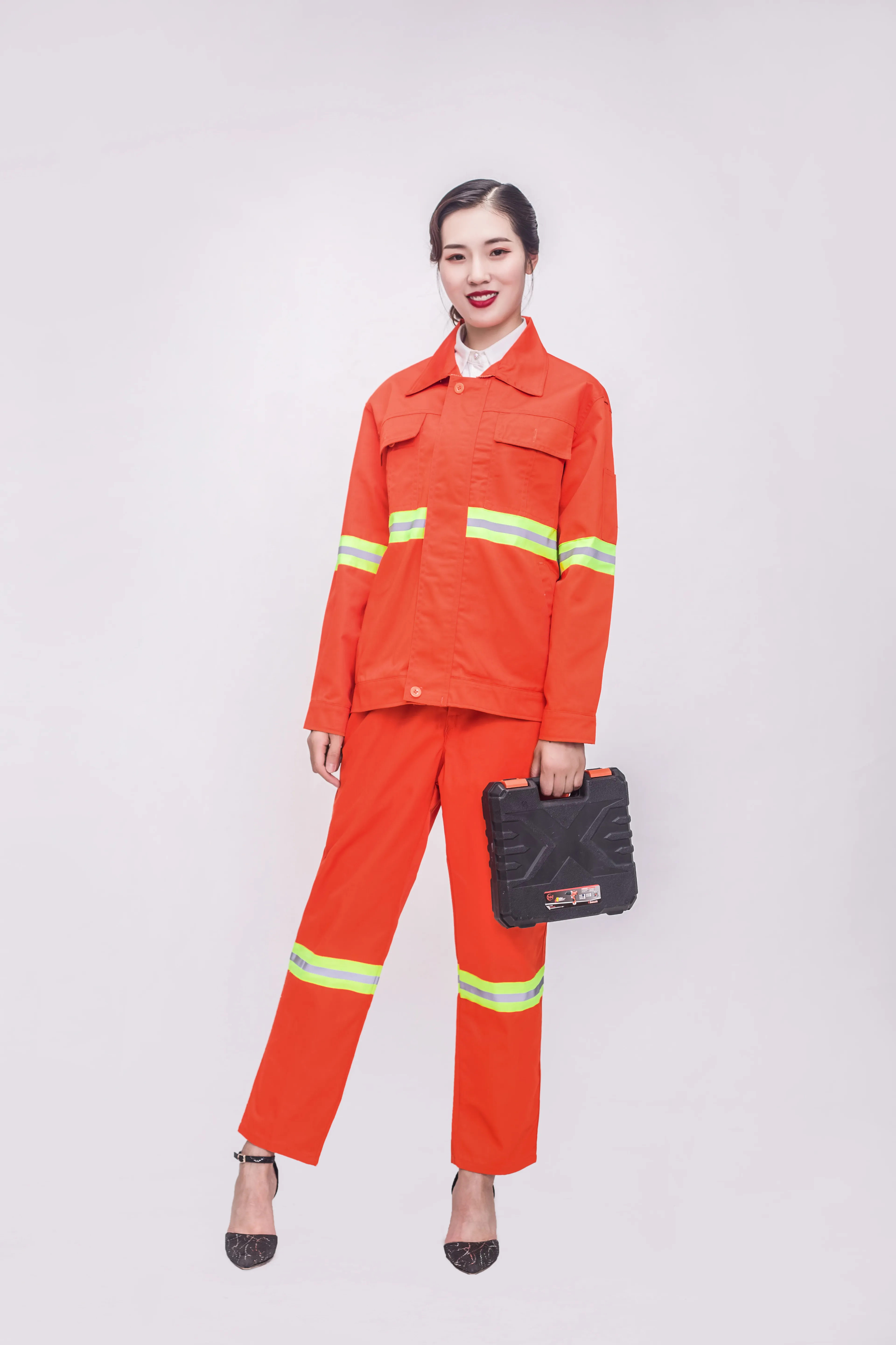 ladies packable waterproof jacket